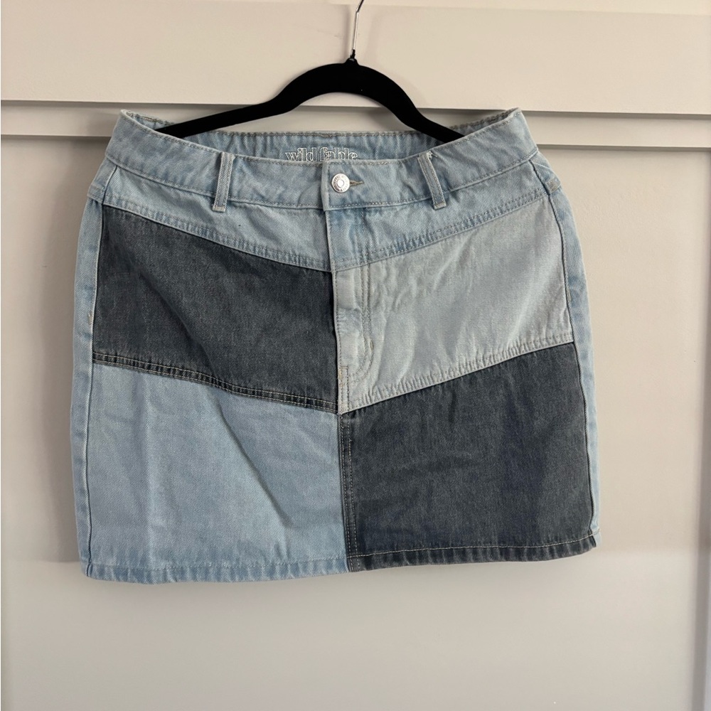 Chic Patchwork Denim Mini Skirt